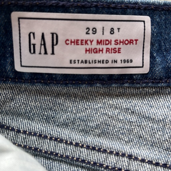 NWT GAP High Rise Cheeky MIDI Short Size 29 /8 Tall - Picture 5 of 5